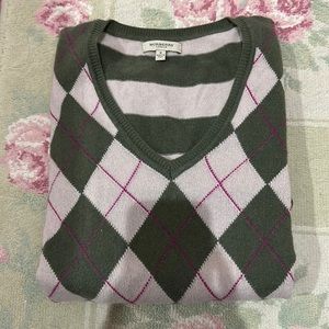 Burberry Argyle v-neck cashmere sweater - small